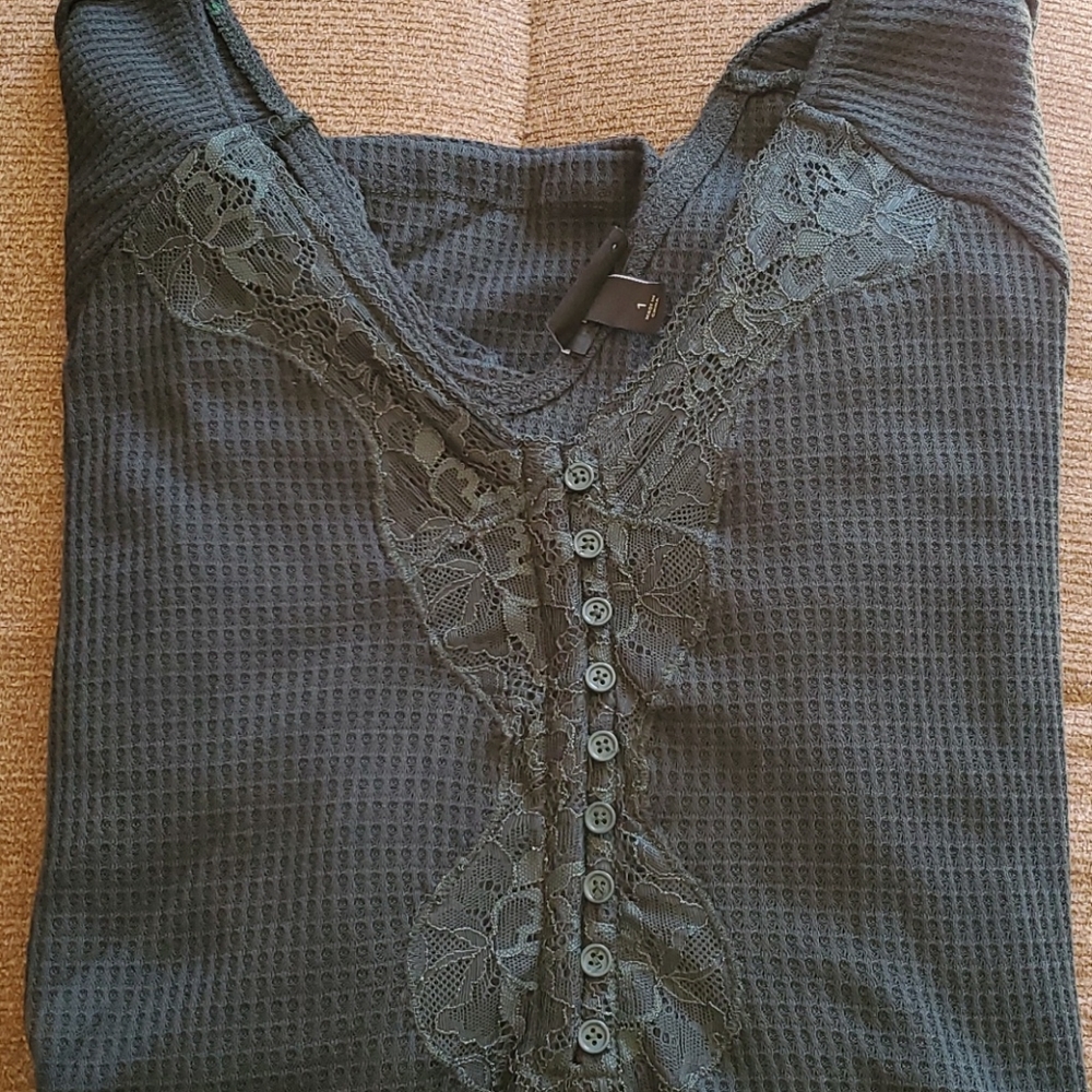 Torrid long sleeve hunter Green top